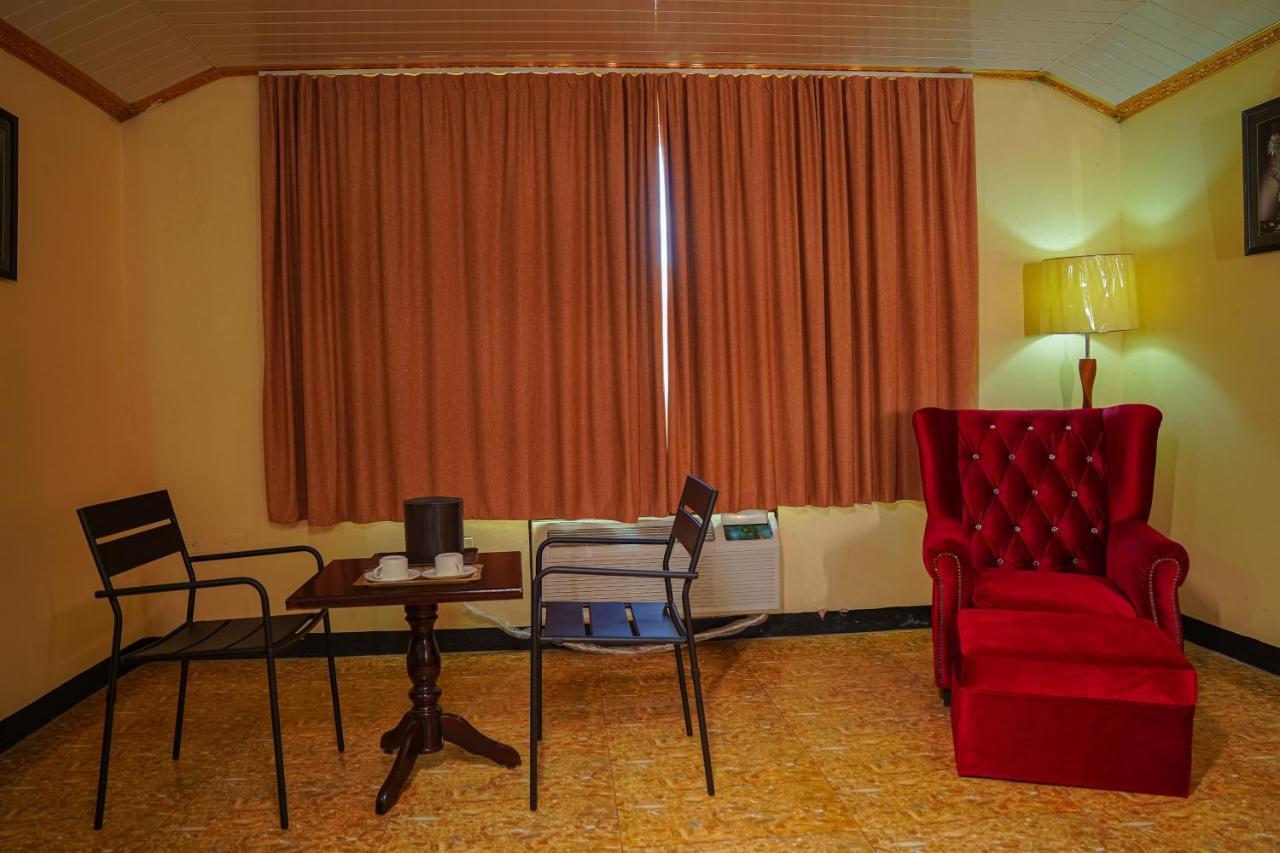 Metro Hotel Couva מראה חיצוני תמונה